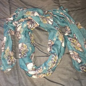 skull scarf